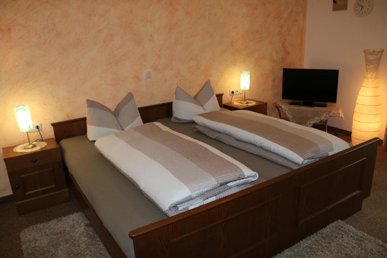 Pension Selzer Antrifttal Extérieur photo